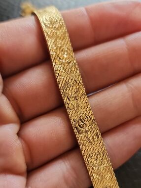 VTG Monet Gold Textured Bracelet - Floral Pattern